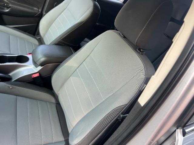 Ford Escape SE FWD 2016