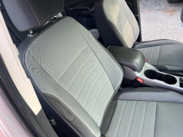Ford Escape SE FWD 2016