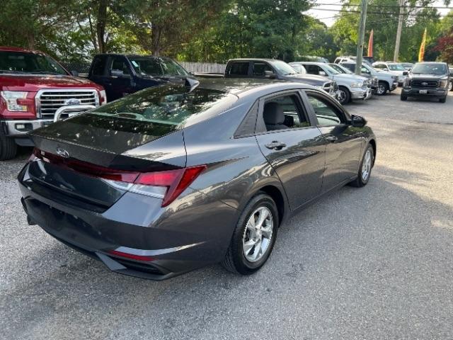 Hyundai Elantra SE 2023