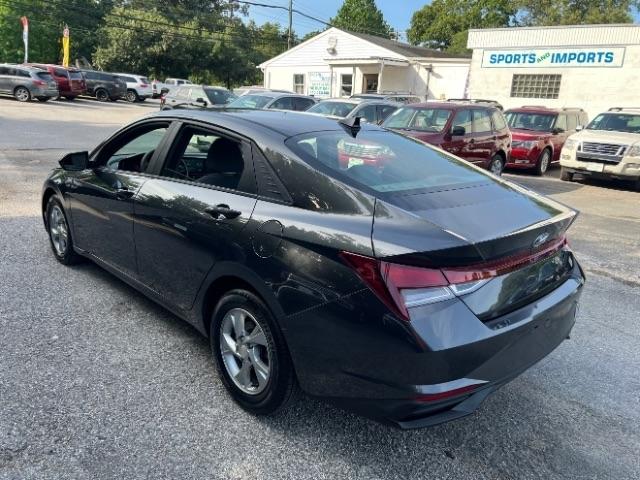 Hyundai Elantra SE 2023