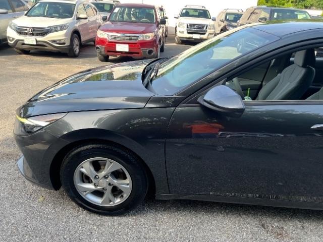 Hyundai Elantra SE 2023