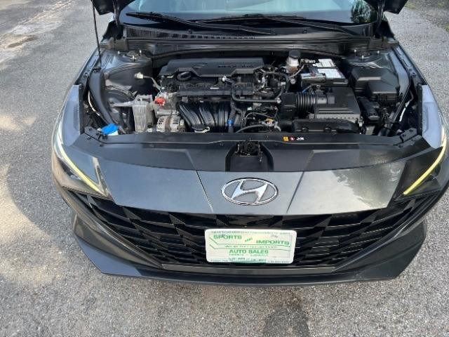 Hyundai Elantra SE 2023
