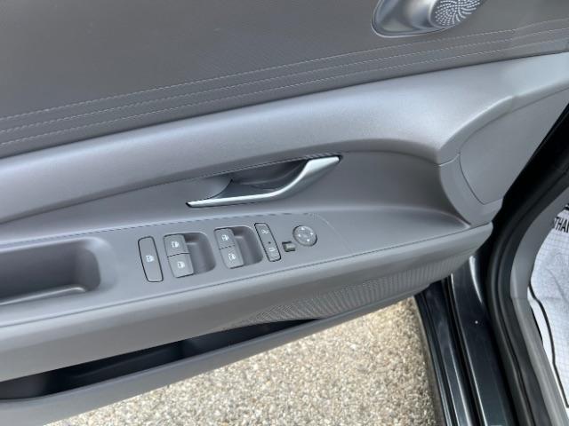 Hyundai Elantra SE 2023