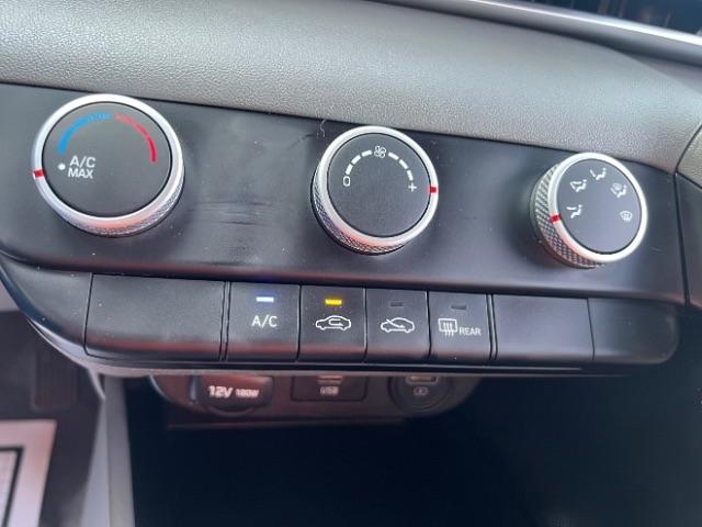 Hyundai Elantra SE 2023