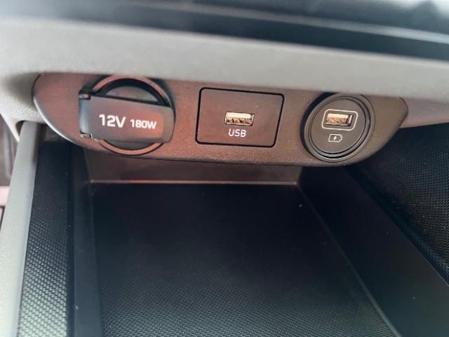 Hyundai Elantra SE 2023