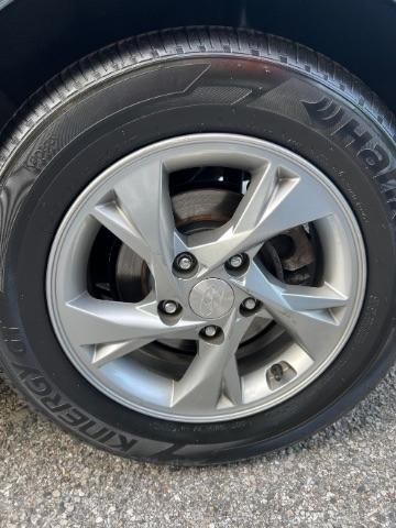 Hyundai Elantra SE 2023