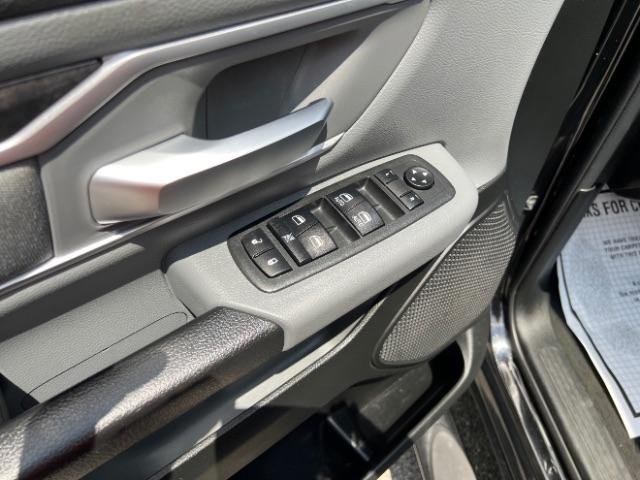 RAM 1500 Big Horn Crew Cab SWB 4WD 2020