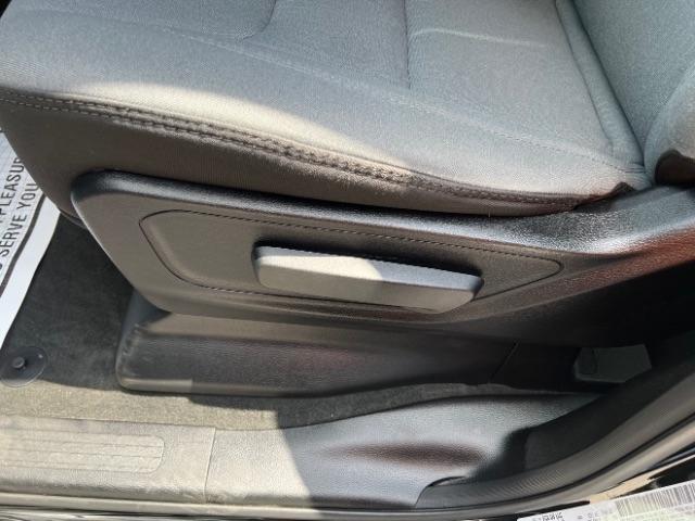 RAM 1500 Big Horn Crew Cab SWB 4WD 2020