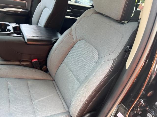 RAM 1500 Big Horn Crew Cab SWB 4WD 2020