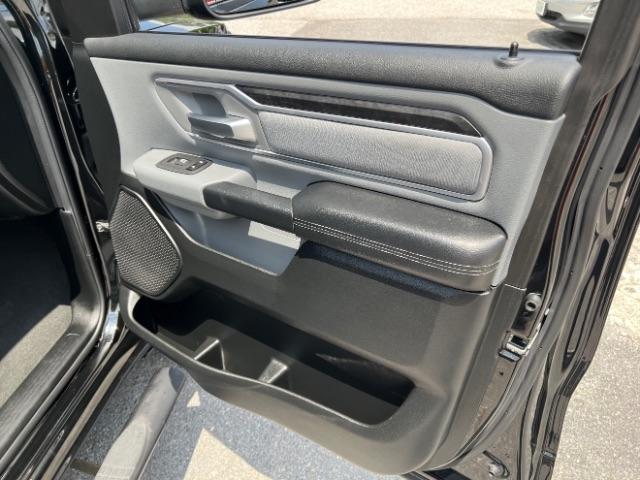 RAM 1500 Big Horn Crew Cab SWB 4WD 2020
