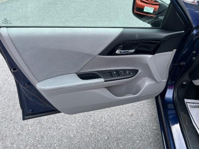 Honda Accord LX Sedan CVT 2016