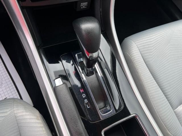 Honda Accord LX Sedan CVT 2016