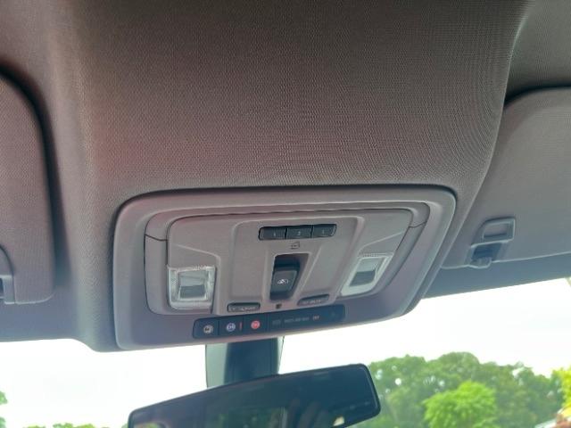 Chevrolet Silverado 1500 LT Trail Boss Crew Cab 4WD 2021