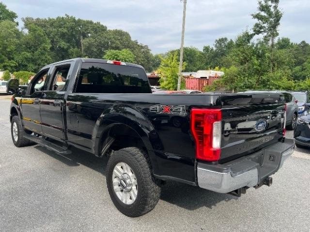 Ford F-250 SD XLT Crew Cab 4WD 2017