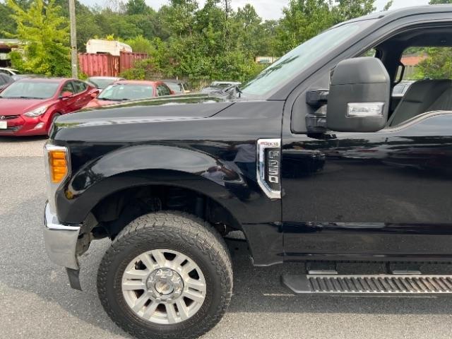 Ford F-250 SD XLT Crew Cab 4WD 2017