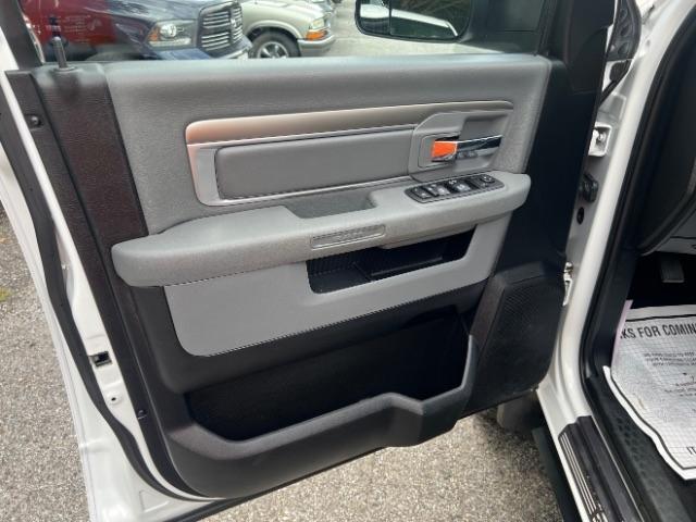 RAM 3500 SLT Crew Cab LWB 4WD 2018