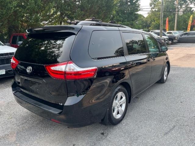 Toyota Sienna LE 8-Passenger 2017