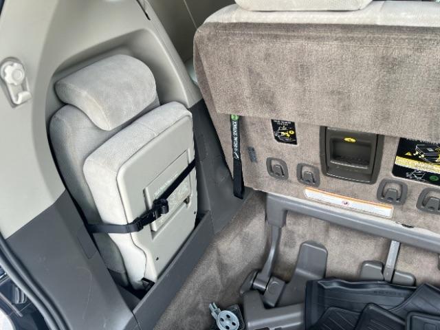 Toyota Sienna LE 8-Passenger 2017