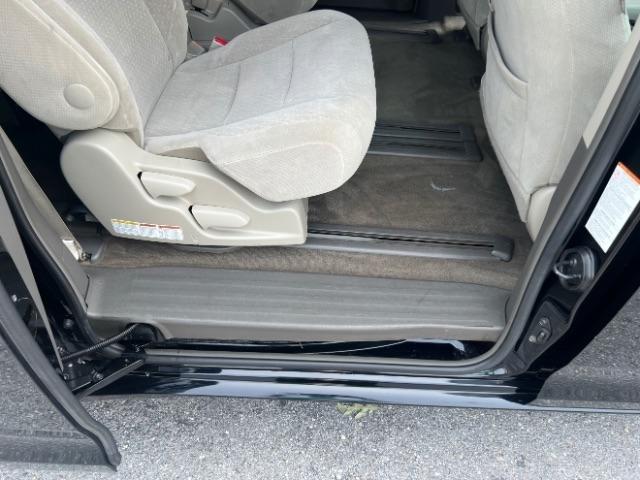 Toyota Sienna LE 8-Passenger 2017