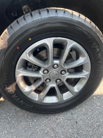 Jeep Grand Cherokee Limited 4WD 2016