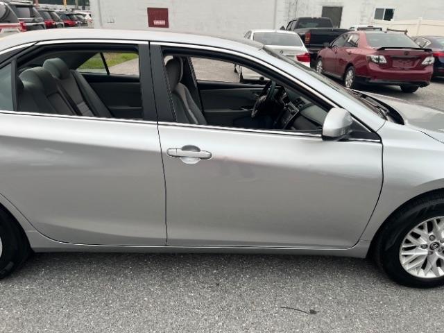 Toyota Camry XLE 2017