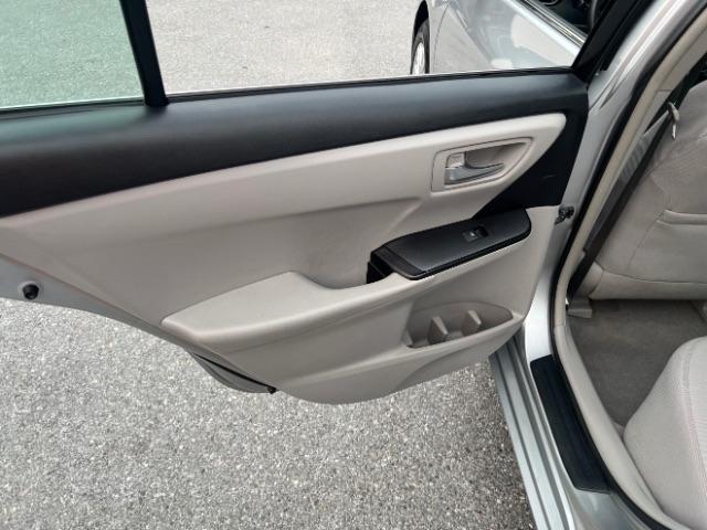 Toyota Camry XLE 2017
