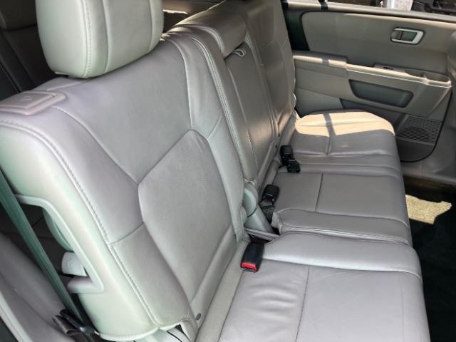Honda Pilot EX-L 2WD 5-Spd AT with Navigation 2015