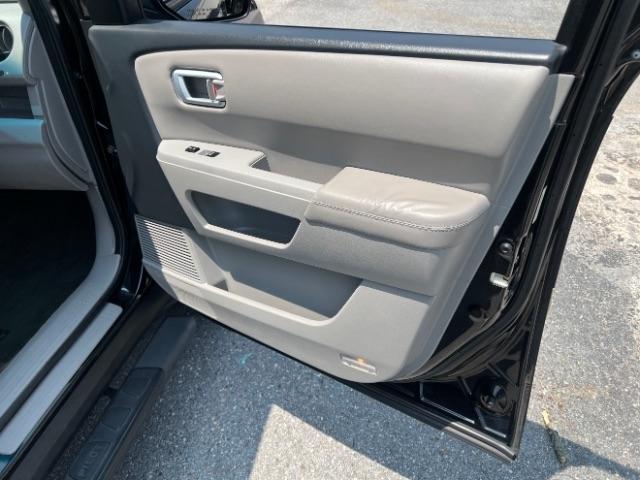 Honda Pilot EX-L 2WD 5-Spd AT with Navigation 2015