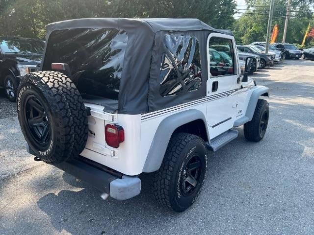 Jeep Wrangler SE 2003