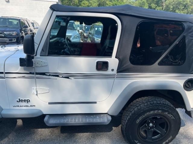 Jeep Wrangler SE 2003