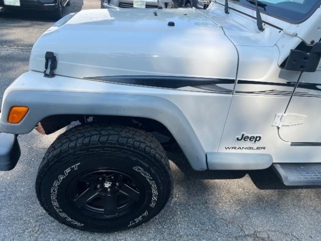 Jeep Wrangler SE 2003