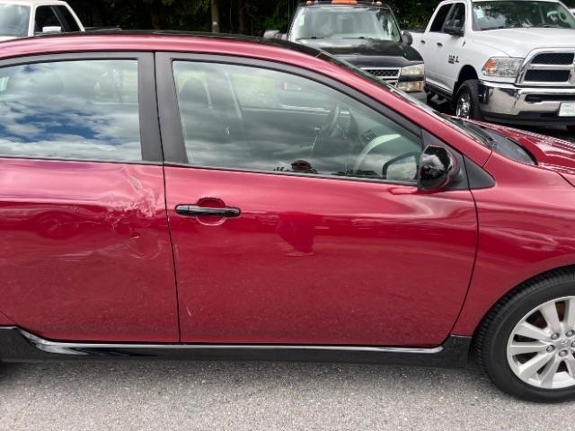 Toyota Corolla S 5-Speed MT 2010