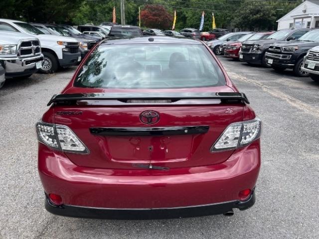 Toyota Corolla S 5-Speed MT 2010