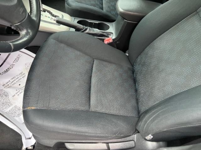 Toyota Corolla S 5-Speed MT 2010