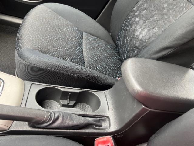 Toyota Corolla S 5-Speed MT 2010