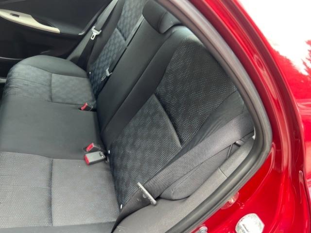 Toyota Corolla S 5-Speed MT 2010