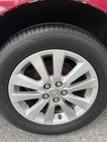 Toyota Corolla S 5-Speed MT 2010