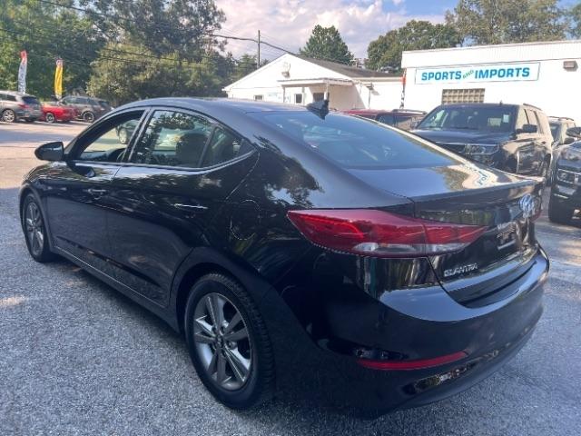 Hyundai Elantra Value Edition 6A 2017