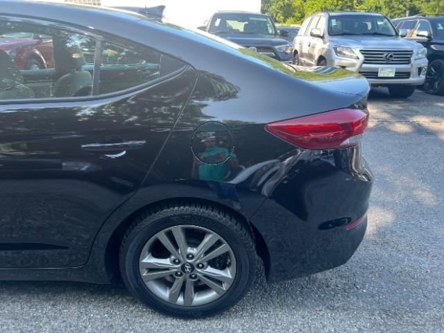 Hyundai Elantra Value Edition 6A 2017