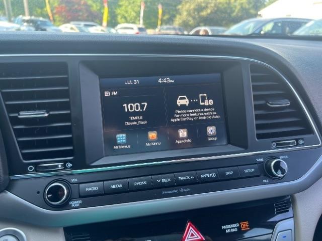 Hyundai Elantra Value Edition 6A 2017