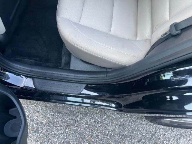 Hyundai Elantra Value Edition 6A 2017
