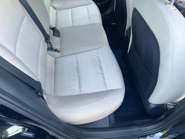 Hyundai Elantra Value Edition 6A 2017