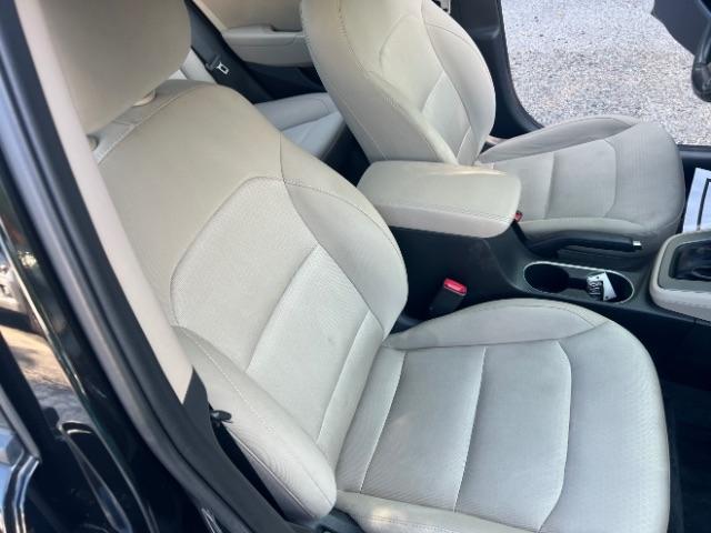 Hyundai Elantra Value Edition 6A 2017