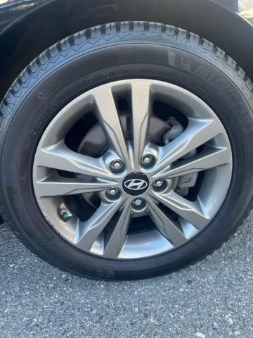 Hyundai Elantra Value Edition 6A 2017