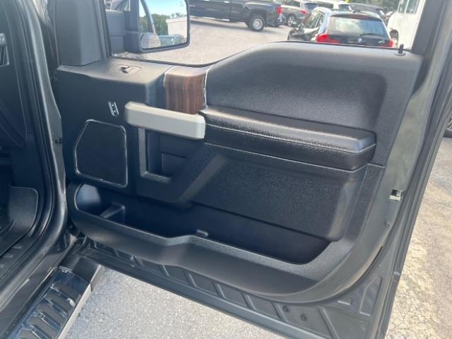 Ford F-150 Lariat SuperCrew 6.5-ft. Bed 4WD 2017