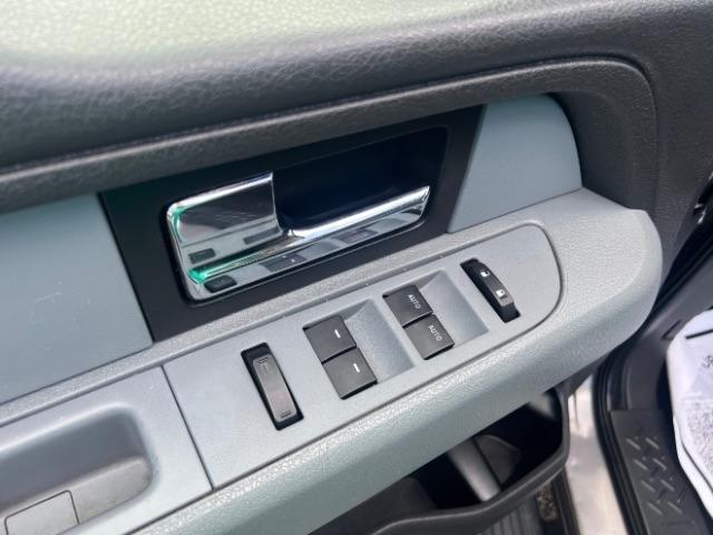 Ford F-150 XL SuperCrew 5.5-ft. Bed 4WD 2014