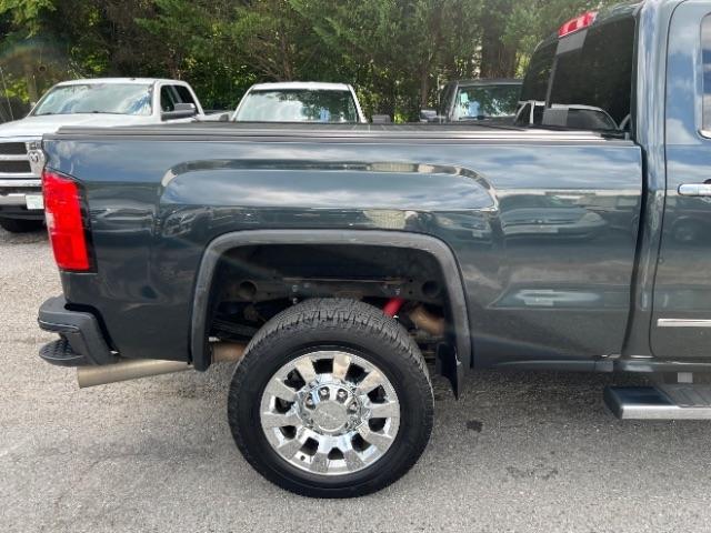 GMC Sierra 2500HD Denali Crew Cab 4WD 2019