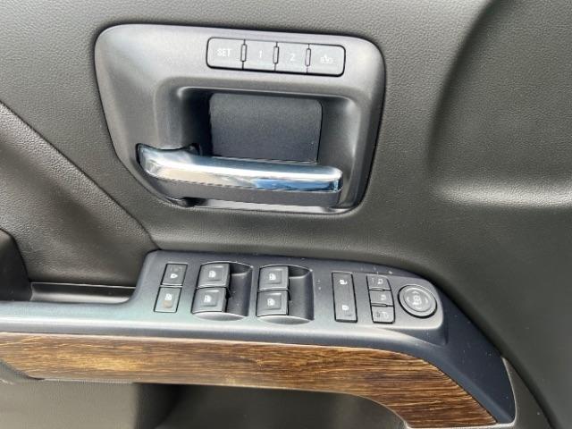 GMC Sierra 2500HD Denali Crew Cab 4WD 2019