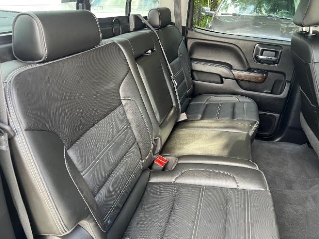 GMC Sierra 2500HD Denali Crew Cab 4WD 2019