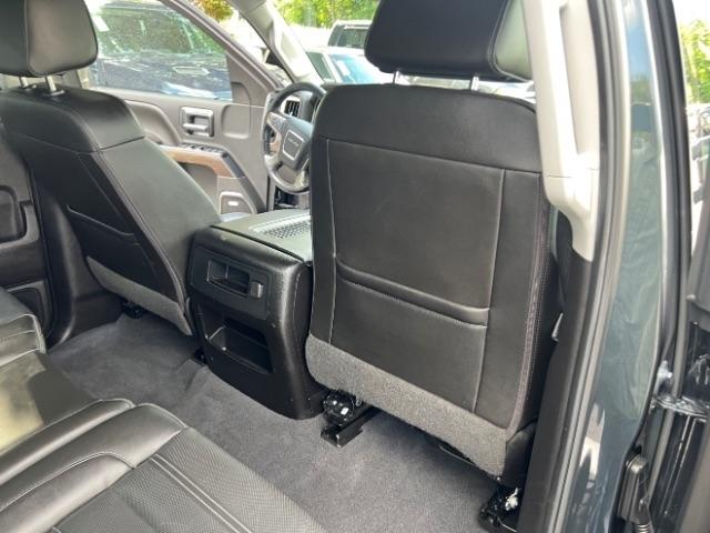 GMC Sierra 2500HD Denali Crew Cab 4WD 2019